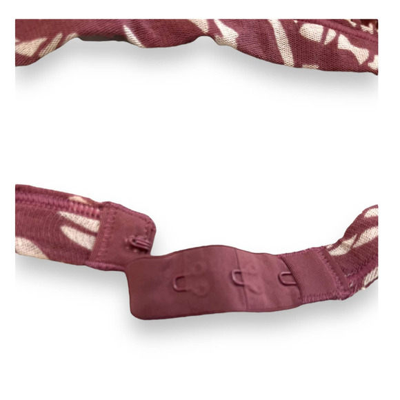 SKIMS By Kim Kardashian- FITS EVERYBODY Triangle BRALETTE | S, Raspberry Purple - Picture 6 of 9